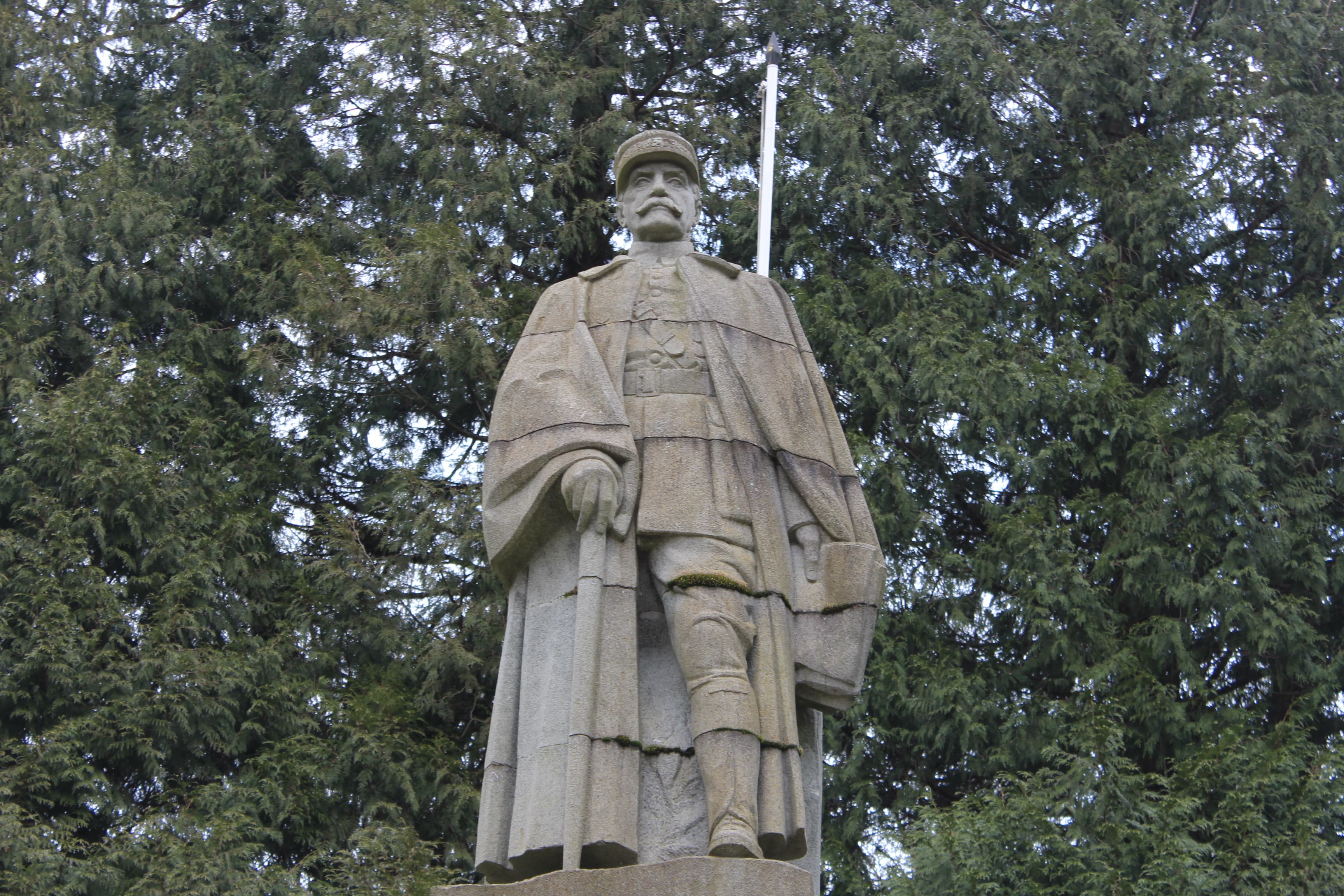 statue-maréchal-foch