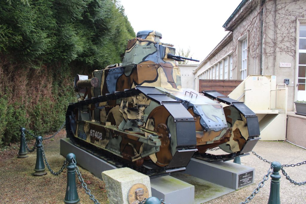 le-char-FT17